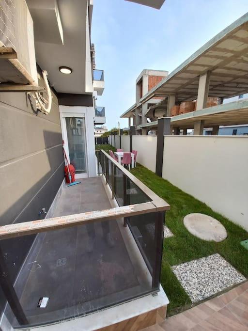 2+1 Full Furnished Flat Near To Sea For Rent Daire Antalya